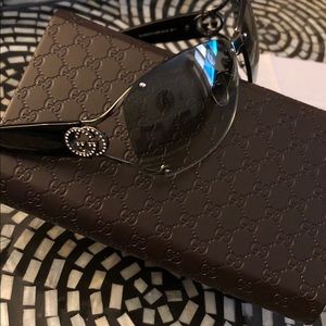 💯% Authentic GUCCI Sunglasses 🖤